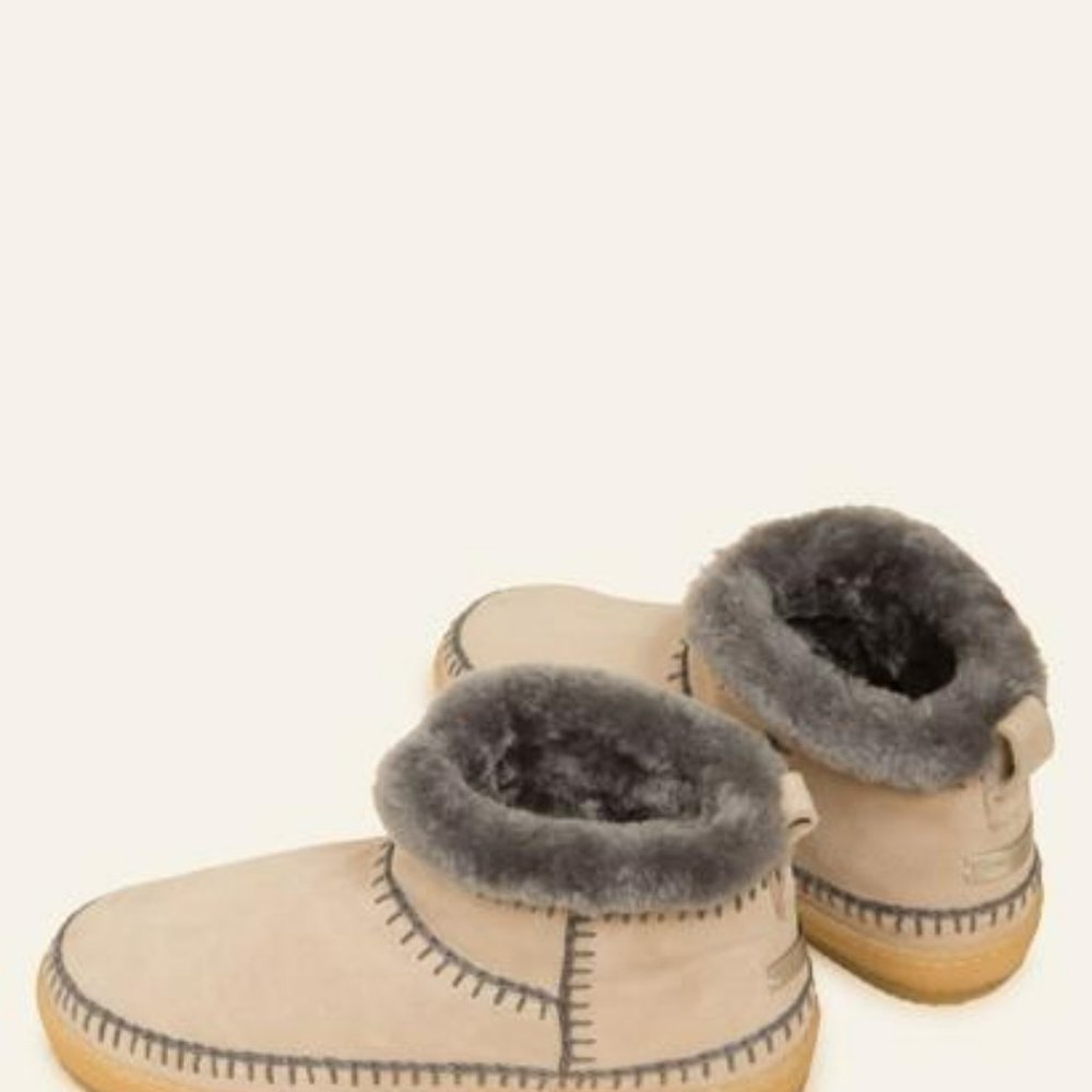 Nyuki Crochet Pull on Ankle Boot